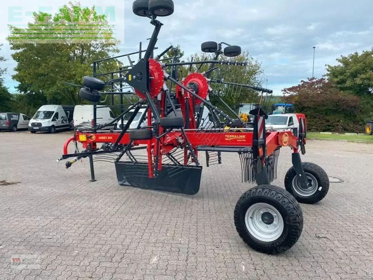 Vicon vicon mittelschwader andex 844 - Šieno grėblys/ Vartytuvas: foto 2 Vicon vicon mittelschwader andex 844 - Šieno grėblys/ Vartytuvas: foto 2