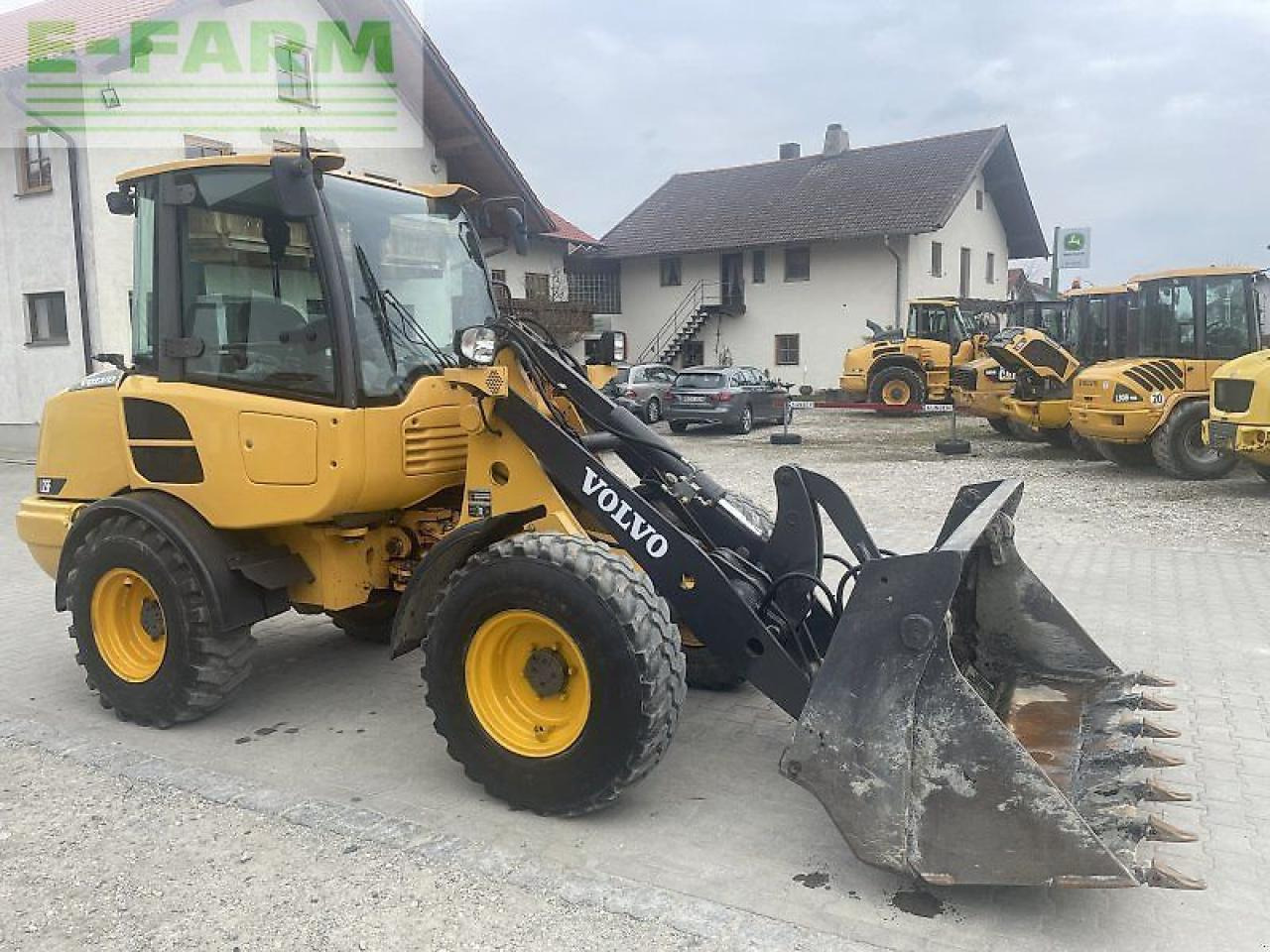Volvo l 25f - Mini ekskavatorius: foto 5 Volvo l 25f - Mini ekskavatorius: foto 5