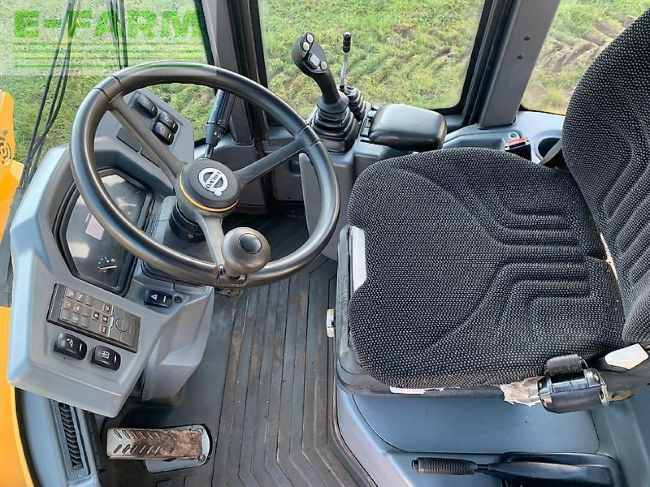 Volvo l35 g - Mini ekskavatorius: foto 5 Volvo l35 g - Mini ekskavatorius: foto 5