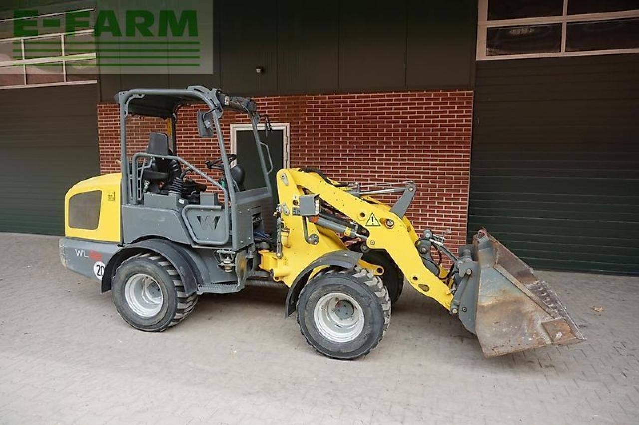 Weidemann wacker wl32 - Mini ekskavatorius: foto 1 Weidemann wacker wl32 - Mini ekskavatorius: foto 1