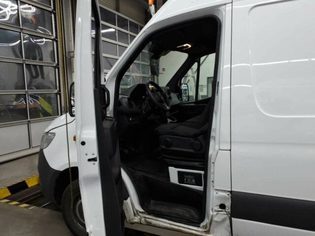 MERCEDES-BENZ Sprinter 315 Maxi,MBUX,Kamera,Tempomat... - Krovininis mikroautobusas: foto 2 MERCEDES-BENZ Sprinter 315 Maxi,MBUX,Kamera,Tempomat... - Krovininis mikroautobusas: foto 2