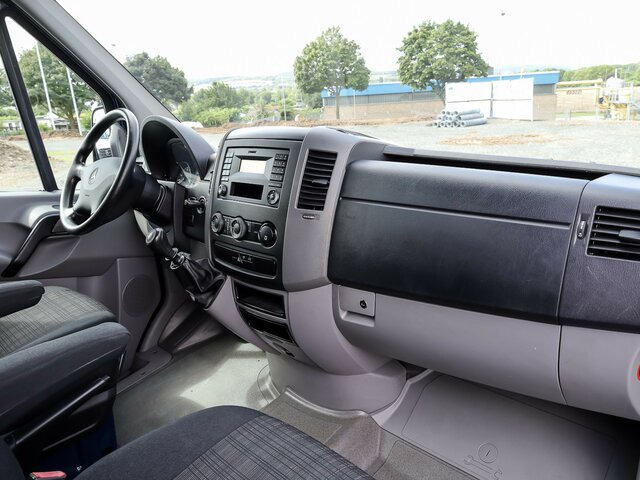 MERCEDES-BENZ Sprinter 316CDI DOKA,Allrad,Klima - Bortinis automobilis, Komercinis automobilis su dviguba kabina: foto 3 MERCEDES-BENZ Sprinter 316CDI DOKA,Allrad,Klima - Bortinis automobilis, Komercinis automobilis su dviguba kabina: foto 3