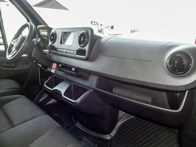 MERCEDES-BENZ Sprinter 317 CDI,3665mm,Automatik,Kamera... - Krovininis mikroautobusas: foto 4 MERCEDES-BENZ Sprinter 317 CDI,3665mm,Automatik,Kamera... - Krovininis mikroautobusas: foto 4