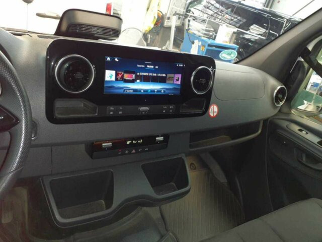 MERCEDES-BENZ Sprinter 317 CDI,3665mm,Automatik,Kamera... - Krovininis mikroautobusas: foto 5 MERCEDES-BENZ Sprinter 317 CDI,3665mm,Automatik,Kamera... - Krovininis mikroautobusas: foto 5