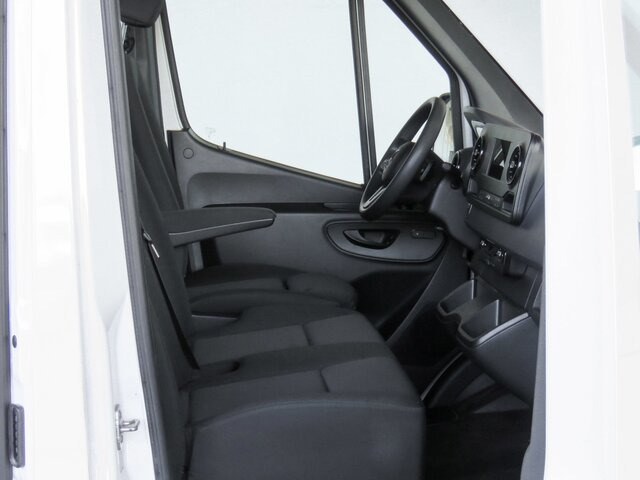 MERCEDES-BENZ Sprinter 317 CDI,3665mm,Automatik,Kamera... - Krovininis mikroautobusas: foto 2 MERCEDES-BENZ Sprinter 317 CDI,3665mm,Automatik,Kamera... - Krovininis mikroautobusas: foto 2
