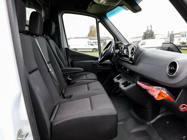 MERCEDES-BENZ Sprinter 317 Maxi,9GTronic,MBUX,Kamera... - Krovininis mikroautobusas: foto 3 MERCEDES-BENZ Sprinter 317 Maxi,9GTronic,MBUX,Kamera... - Krovininis mikroautobusas: foto 3