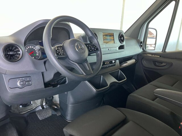 MERCEDES-BENZ Sprinter 317 Maxi,9GTronic,MBUX,Kamera - Krovininis mikroautobusas: foto 4 MERCEDES-BENZ Sprinter 317 Maxi,9GTronic,MBUX,Kamera - Krovininis mikroautobusas: foto 4