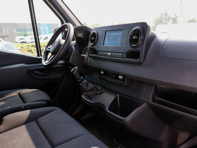 MERCEDES-BENZ Sprinter 317 Maxi,MBUX,Kamera,Tempomat... - Krovininis mikroautobusas: foto 4 MERCEDES-BENZ Sprinter 317 Maxi,MBUX,Kamera,Tempomat... - Krovininis mikroautobusas: foto 4