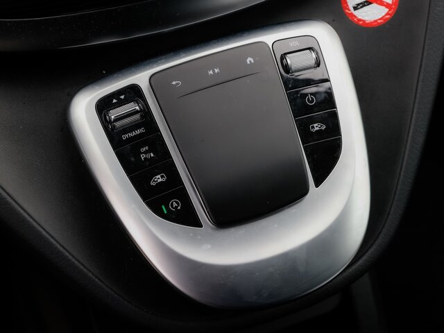 Keleivinis furgonas MERCEDES-BENZ V 300 Avantgarde,Extralang,2xSchiebetür el.,AHK...: foto 9 Keleivinis furgonas MERCEDES-BENZ V 300 Avantgarde,Extralang,2xSchiebetür el.,AHK...: foto 9