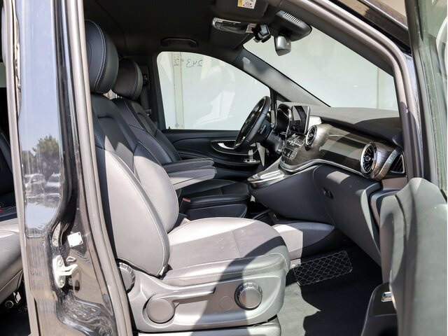 MERCEDES-BENZ V 300 Avantgarde Extralang,2xSchiebetür elektr. - Keleivinis furgonas: foto 5 MERCEDES-BENZ V 300 Avantgarde Extralang,2xSchiebetür elektr. - Keleivinis furgonas: foto 5