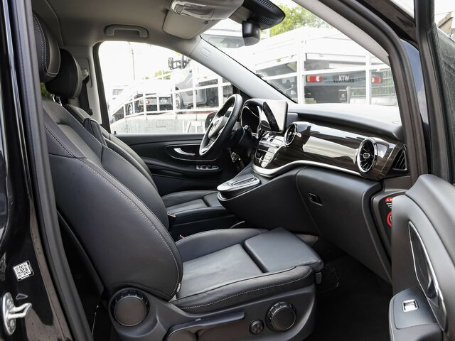 MERCEDES-BENZ V 300 Avantgarde Extralang,2xSchiebetür elektr. - Keleivinis furgonas: foto 3 MERCEDES-BENZ V 300 Avantgarde Extralang,2xSchiebetür elektr. - Keleivinis furgonas: foto 3