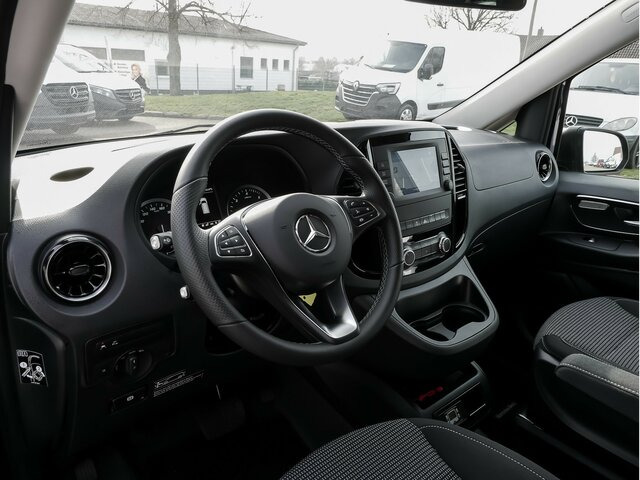 Interior photo 2: Mikroautobusas kemperis MERCEDES-BENZ V 300 Marco Polo ActivityEdition,2xTür,20Zoll