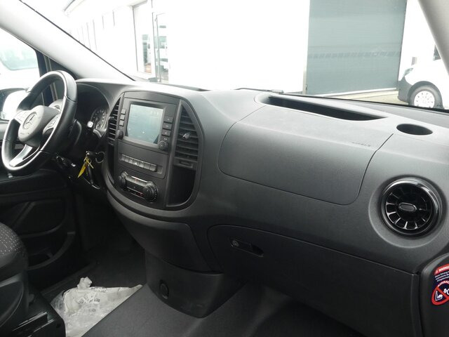 MERCEDES-BENZ Vito 114 TourerPro,Extralang,8Sitzer,Automatik - Keleivinis furgonas: foto 4 MERCEDES-BENZ Vito 114 TourerPro,Extralang,8Sitzer,Automatik - Keleivinis furgonas: foto 4