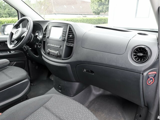 MERCEDES-BENZ Vito 114 TourerPro,Extralang,8Sitzer,Automatik - Keleivinis furgonas: foto 4 MERCEDES-BENZ Vito 114 TourerPro,Extralang,8Sitzer,Automatik - Keleivinis furgonas: foto 4