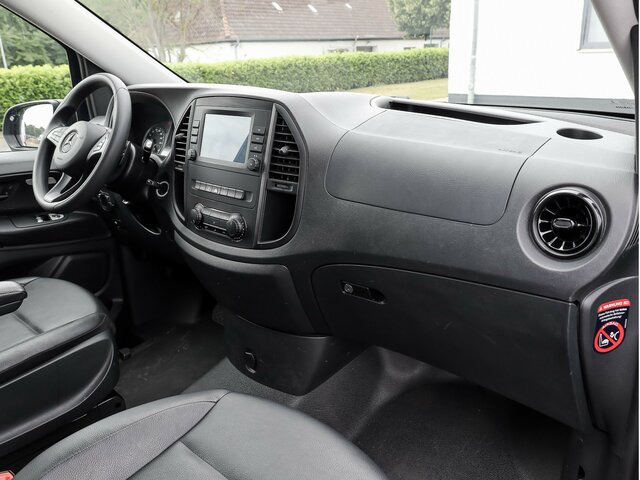 MERCEDES-BENZ Vito 114 TourerPro,Extralang,8Sitzer,Automatik - Keleivinis furgonas: foto 4 MERCEDES-BENZ Vito 114 TourerPro,Extralang,8Sitzer,Automatik - Keleivinis furgonas: foto 4