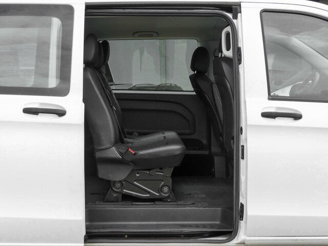 MERCEDES-BENZ Vito 114 TourerPro,Extralang,AMF Rollstuhlrampe - Keleivinis furgonas: foto 2 MERCEDES-BENZ Vito 114 TourerPro,Extralang,AMF Rollstuhlrampe - Keleivinis furgonas: foto 2