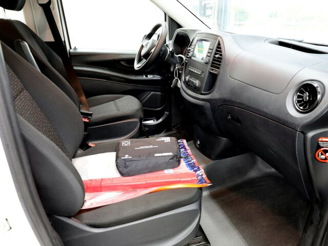 Mikroautobusas, Keleivinis furgonas MERCEDES-BENZ Vito 114 TourerPro,lang,Automatik,8Sitze,Kamera...: foto 15