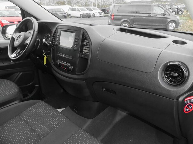 MERCEDES-BENZ Vito 116CDI lang,TourerPro,2Klima,9Sitze,Kamera - Mikroautobusas, Keleivinis furgonas: foto 4 MERCEDES-BENZ Vito 116CDI lang,TourerPro,2Klima,9Sitze,Kamera - Mikroautobusas, Keleivinis furgonas: foto 4