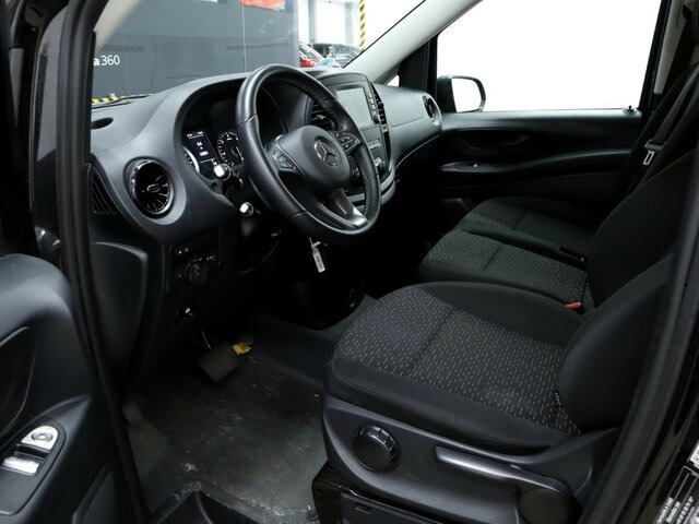 MERCEDES-BENZ Vito 116CDI lang,TourerPro,2xKlima,9Sitze,Kamera - Keleivinis furgonas: foto 2 MERCEDES-BENZ Vito 116CDI lang,TourerPro,2xKlima,9Sitze,Kamera - Keleivinis furgonas: foto 2
