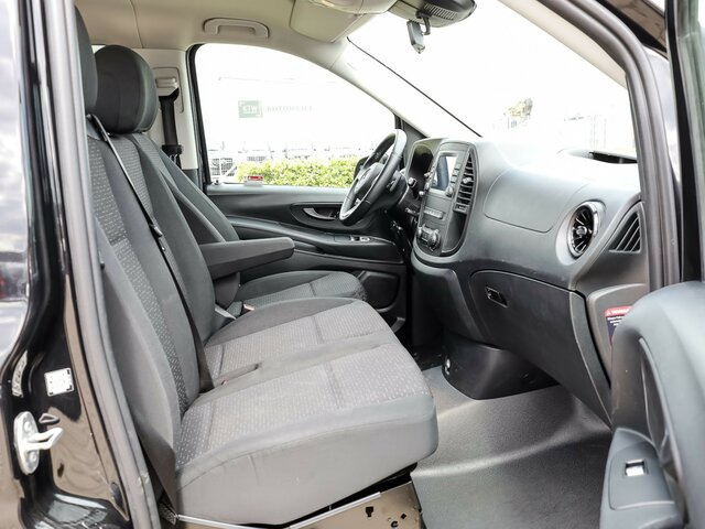 MERCEDES-BENZ Vito 116TourerPro ,Extralang,2xKlima,Kamera,AHK - Keleivinis furgonas: foto 3 MERCEDES-BENZ Vito 116TourerPro ,Extralang,2xKlima,Kamera,AHK - Keleivinis furgonas: foto 3