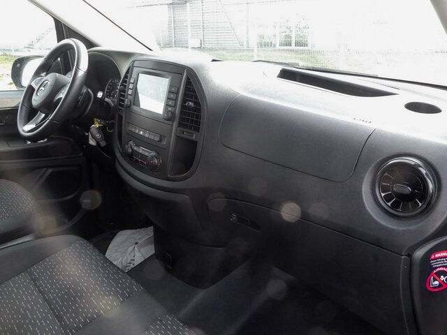 MERCEDES-BENZ Vito 116TourerPro ,Extralang,2xKlima,Kamera,AHK - Mikroautobusas, Keleivinis furgonas: foto 4 MERCEDES-BENZ Vito 116TourerPro ,Extralang,2xKlima,Kamera,AHK - Mikroautobusas, Keleivinis furgonas: foto 4