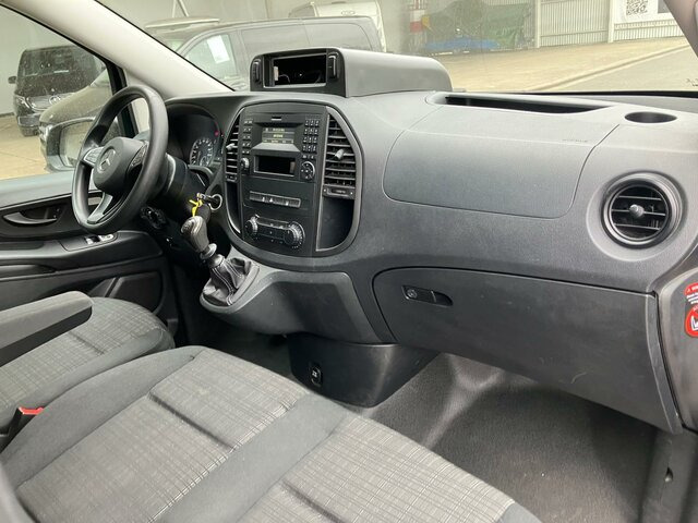 MERCEDES-BENZ Vito114 Mixto Extralang,Klima,Tempomat,Standhzg... - Mikroautobusas, Keleivinis furgonas: foto 4 MERCEDES-BENZ Vito114 Mixto Extralang,Klima,Tempomat,Standhzg... - Mikroautobusas, Keleivinis furgonas: foto 4