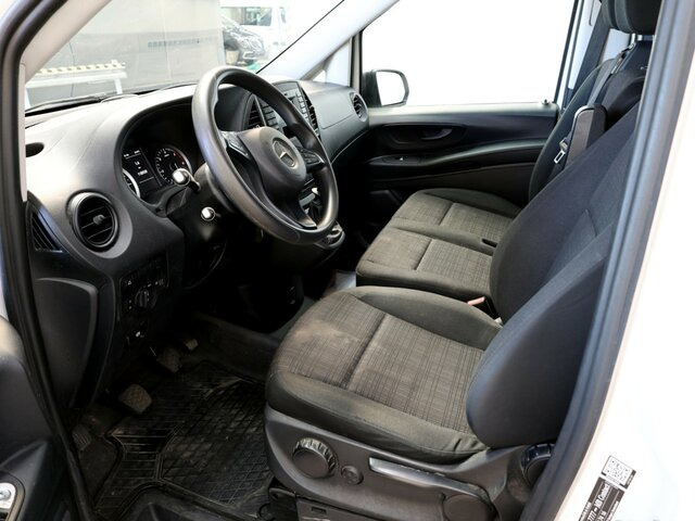 MERCEDES-BENZ Vito114CDI KA lang ,Klima,Sortimo Regalsystem... - Mažas furgonas: foto 2 MERCEDES-BENZ Vito114CDI KA lang ,Klima,Sortimo Regalsystem... - Mažas furgonas: foto 2