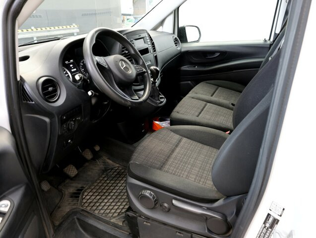 MERCEDES-BENZ Vito114CDI KA lang ,Klima,Sortimo Regalsystem... - Mažas furgonas: foto 2 MERCEDES-BENZ Vito114CDI KA lang ,Klima,Sortimo Regalsystem... - Mažas furgonas: foto 2