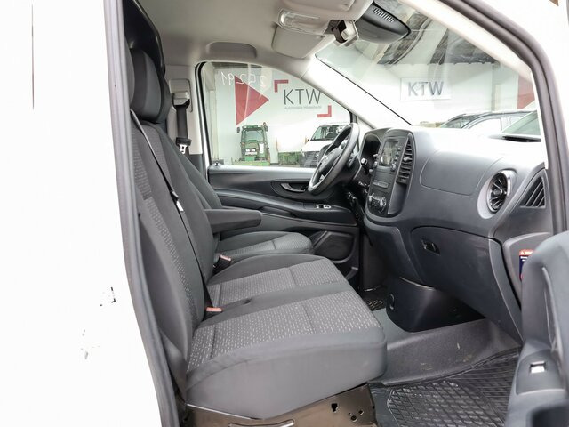 MERCEDES-BENZ eVito 111 KA,lang,Klima,Navi,Kamera,Sitzheizung... - Mažas furgonas, Elektrinis furgonas: foto 3 MERCEDES-BENZ eVito 111 KA,lang,Klima,Navi,Kamera,Sitzheizung... - Mažas furgonas, Elektrinis furgonas: foto 3