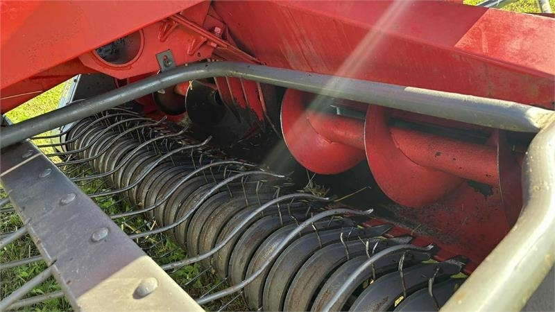 Massey Ferguson 1839 Småballe presser - Vyniotuvas: foto 5 Massey Ferguson 1839 Småballe presser - Vyniotuvas: foto 5