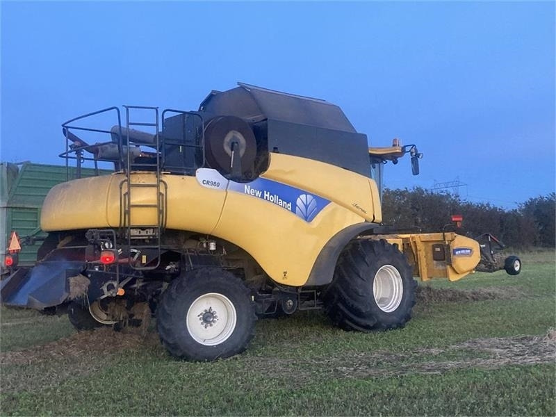 New Holland CR 980 1050er hjul og 30Fod 4 hjulstræk - Derliaus nuėmimo kombainas: foto 4 New Holland CR 980 1050er hjul og 30Fod 4 hjulstræk - Derliaus nuėmimo kombainas: foto 4