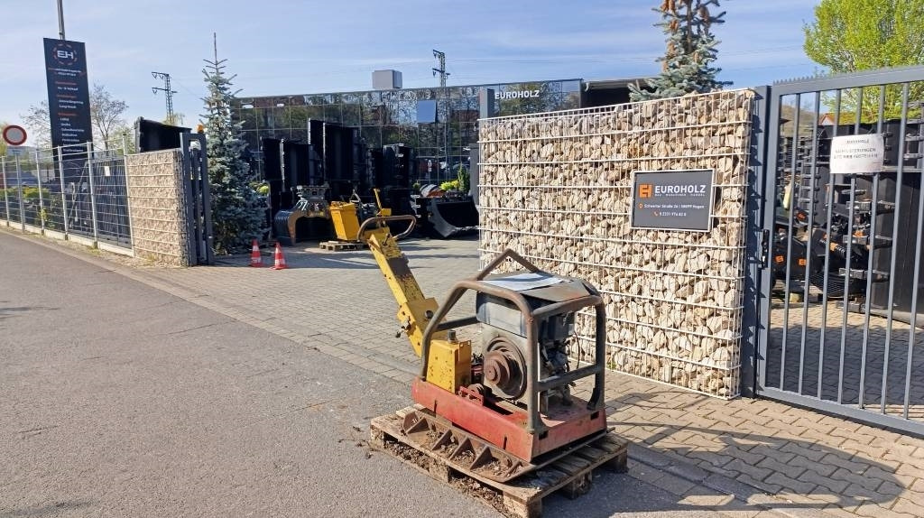 Dynapac LG 500 Rüttelplatte Motor defekt, Ersatzteilquelle - Tankinimo plokštė: foto 2 Dynapac LG 500 Rüttelplatte Motor defekt, Ersatzteilquelle - Tankinimo plokštė: foto 2