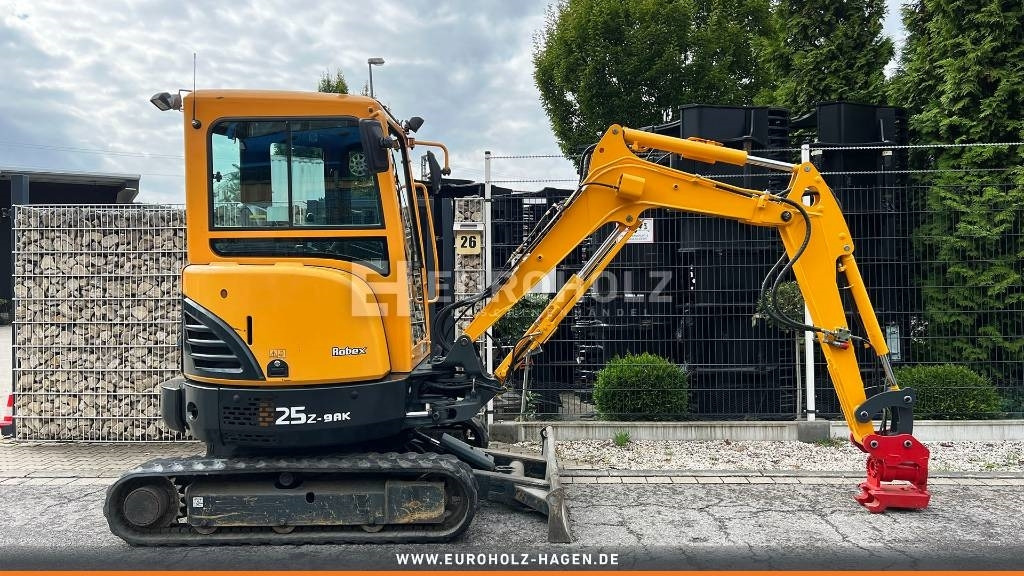 Hyundai Minibagger Robex 25 Z 9AK Powertilt Schnellw. MS03 - Mini ekskavatorius: foto 2 Hyundai Minibagger Robex 25 Z 9AK Powertilt Schnellw. MS03 - Mini ekskavatorius: foto 2