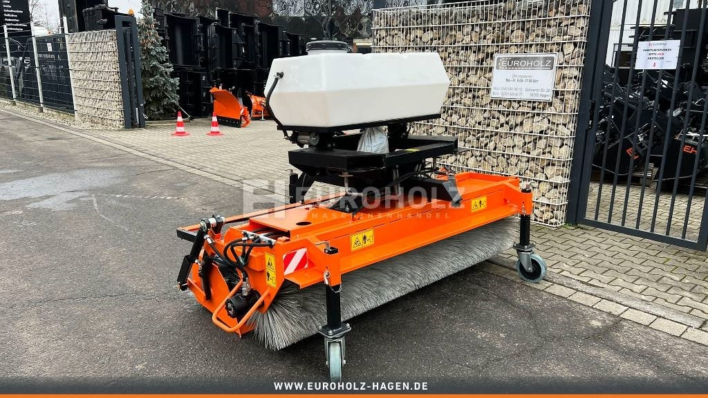 Kehrmaschine ZM2000 Stapleraufnahme - Rotacinė šluota - Komunalinė/ Specializuota technika: foto 3 Kehrmaschine ZM2000 Stapleraufnahme - Rotacinė šluota - Komunalinė/ Specializuota technika: foto 3