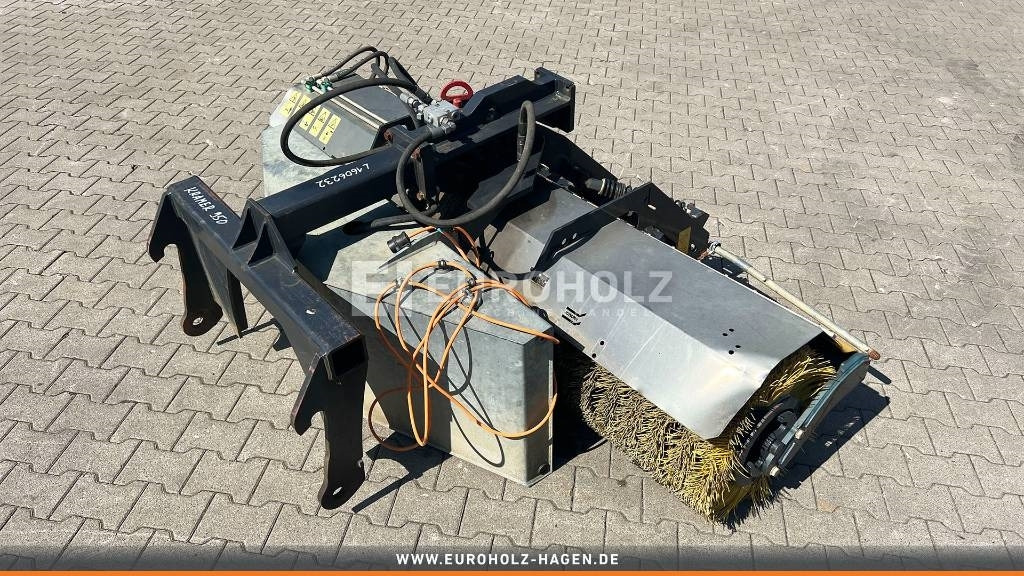 Kehrmaschine passend Kramer 420 950 2300 mm gebr - Rotacinė šluota: foto 4 Kehrmaschine passend Kramer 420 950 2300 mm gebr - Rotacinė šluota: foto 4
