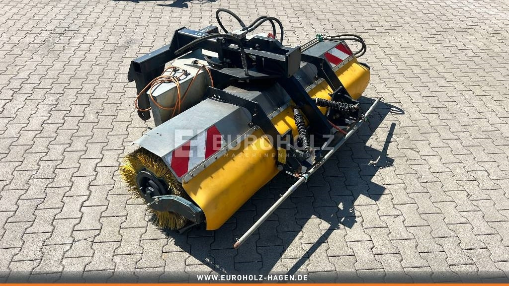 Kehrmaschine passend Kramer 420 950 2300 mm gebr - Rotacinė šluota: foto 2 Kehrmaschine passend Kramer 420 950 2300 mm gebr - Rotacinė šluota: foto 2