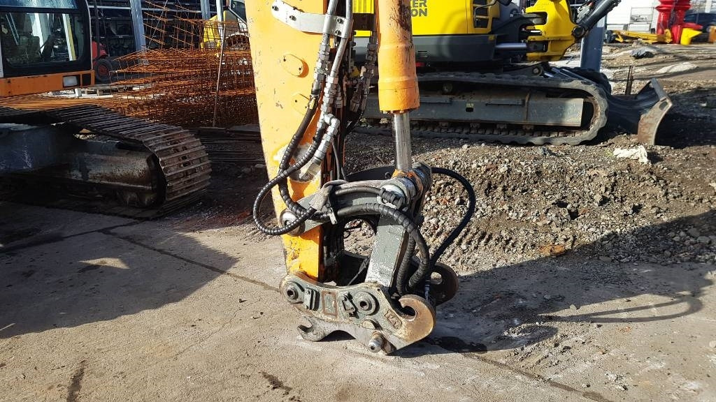 Liebherr Kettenbagger R924B HDSL Litronic, SW48 Likufix - Vikšrinis ekskavatorius: foto 3 Liebherr Kettenbagger R924B HDSL Litronic, SW48 Likufix - Vikšrinis ekskavatorius: foto 3
