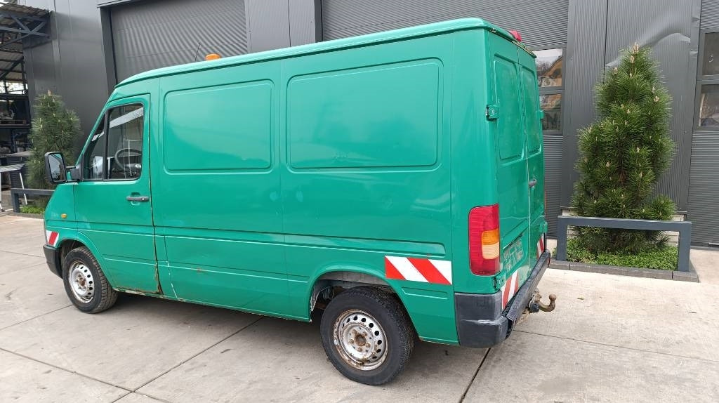 Volkswagen LT 28 Kastenwagen Werkstattsschränke Motorschaden - Furgonas su krovinių dėže: foto 5 Volkswagen LT 28 Kastenwagen Werkstattsschränke Motorschaden - Furgonas su krovinių dėže: foto 5