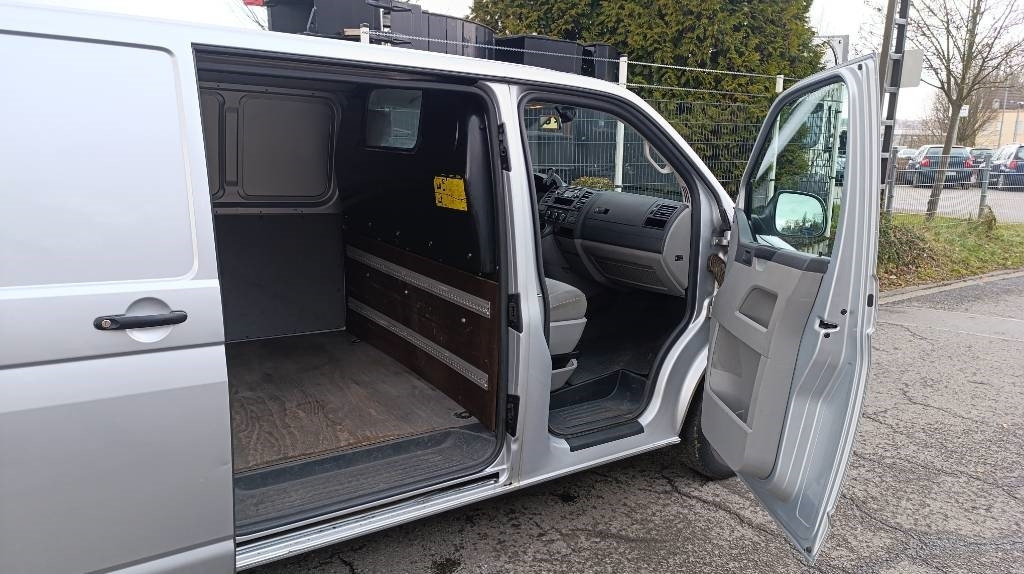 Furgonas su krovinių dėže Volkswagen T5 2.0 TDI, Transporter, Kasten, Werkstattschränke: foto 21