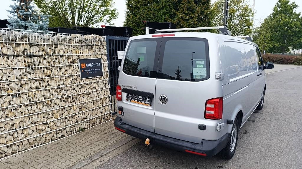 Volkswagen Transporter T6 TDI, Werkstattschränke Standheizung  - Furgonas su krovinių dėže: foto 4 Volkswagen Transporter T6 TDI, Werkstattschränke Standheizung  - Furgonas su krovinių dėže: foto 4