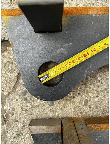 Big Anschweißhaken passend zu Volvo L40 Aufnahme - Atsarginės dalys: foto 4 Big Anschweißhaken passend zu Volvo L40 Aufnahme - Atsarginės dalys: foto 4