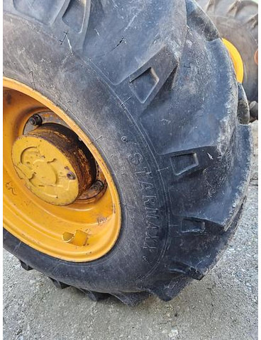 JCB Reifen Starmaxx 15.5/80-24 NEU - Atsarginės dalys: foto 1 JCB Reifen Starmaxx 15.5/80-24 NEU - Atsarginės dalys: foto 1