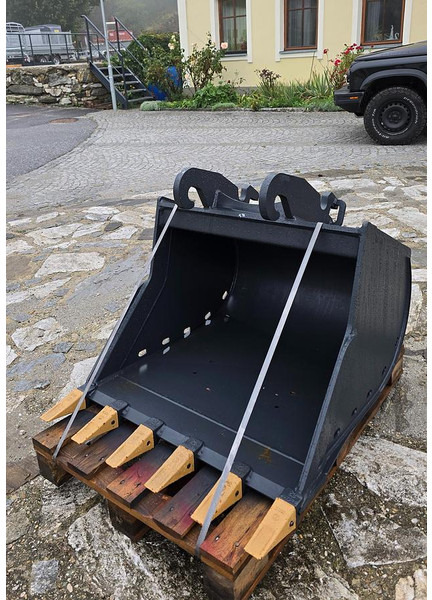 Big 90cm Tieflöffel mit CW10 Verachtert Aufnahme - Kaušas: foto 1 Big 90cm Tieflöffel mit CW10 Verachtert Aufnahme - Kaušas: foto 1