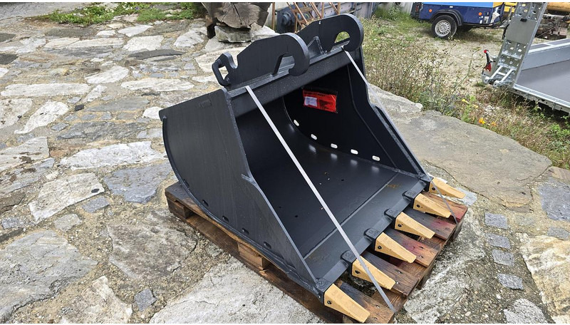 Big 90cm Tieflöffel mit CW10 Verachtert Aufnahme - Kaušas: foto 4 Big 90cm Tieflöffel mit CW10 Verachtert Aufnahme - Kaušas: foto 4