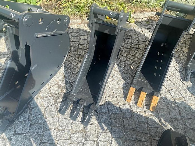 Big Tieflöffel 30 cm mit Lehnhoff MS03 Symlock Aufnahme - Kaušas: foto 1 Big Tieflöffel 30 cm mit Lehnhoff MS03 Symlock Aufnahme - Kaušas: foto 1