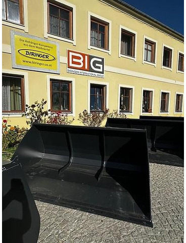 Big Volumenschaufel 250 cm mit Hauer Aufnahme - Kaušas: foto 1 Big Volumenschaufel 250 cm mit Hauer Aufnahme - Kaušas: foto 1