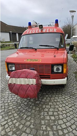 Ford Transit Feuerwehrauto - Komercinis automobilis: foto 3 Ford Transit Feuerwehrauto - Komercinis automobilis: foto 3