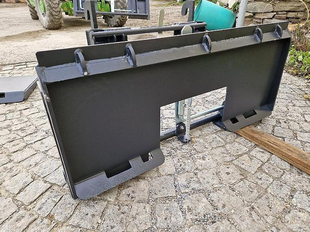 Big Bobcat 114 cm Adapter mit Euro Aufnahme - Padargas: foto 1 Big Bobcat 114 cm Adapter mit Euro Aufnahme - Padargas: foto 1