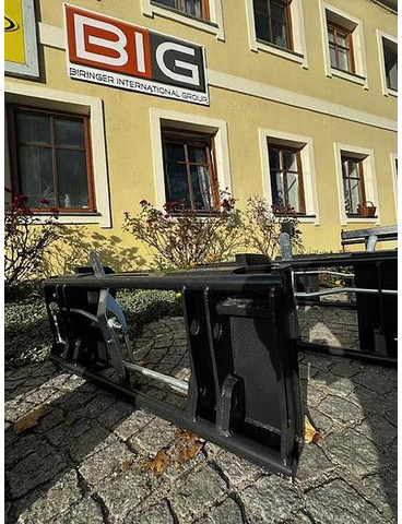 Big Genie / Terex Adapter passend zu Euro Aufnahme - Padargas: foto 1 Big Genie / Terex Adapter passend zu Euro Aufnahme - Padargas: foto 1