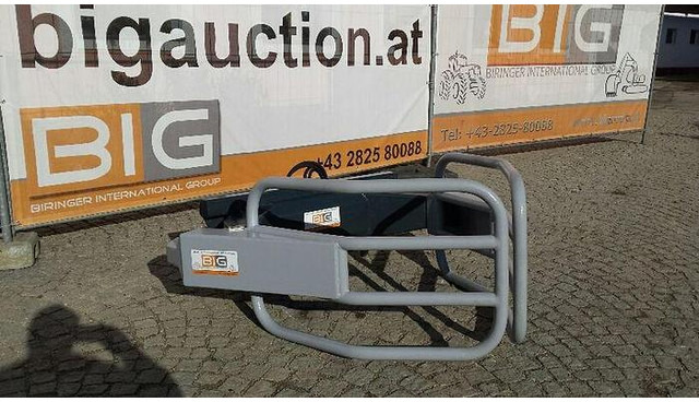 Rundballengreifer 180 cm mit Merlo Aufnahme - Greiferis - Žemės ūkio technika: foto 3 Rundballengreifer 180 cm mit Merlo Aufnahme - Greiferis - Žemės ūkio technika: foto 3